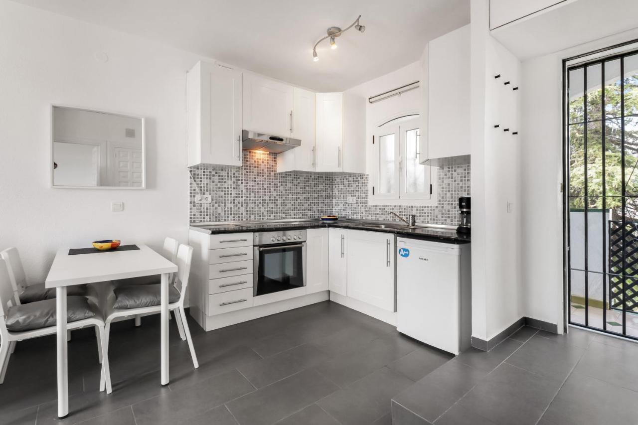 1 Bedroom In Verano Azul, Free Wi-fi Appartement Nerja